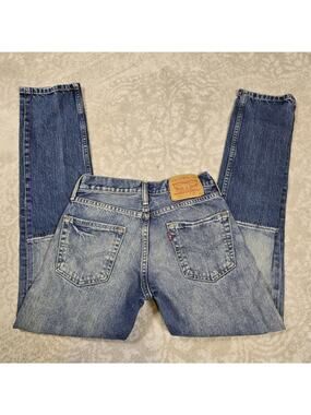 Levi's 511™ Slim Fit men's jeans with a W28 L32 - Preloved With Wear See Pics